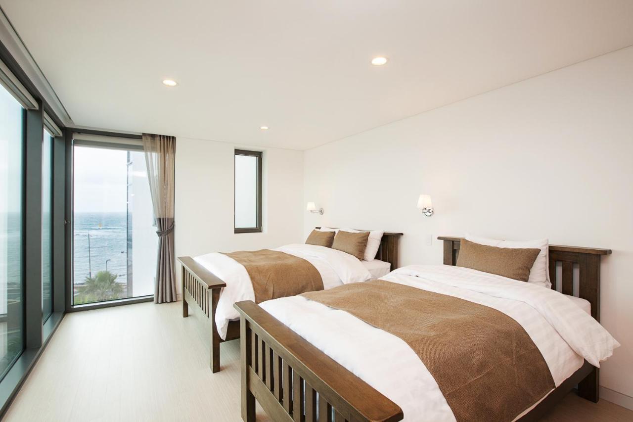วิสตา รีสอร์ต Hotel เมืองเชจู ภายนอก รูปภาพ